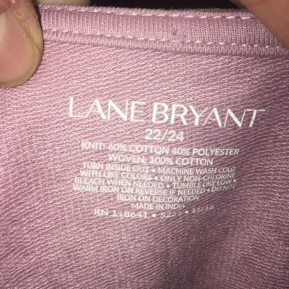 Lane Bryant 22/24 lace shoulders, slit sleeves blouse - Picture 3 of 4